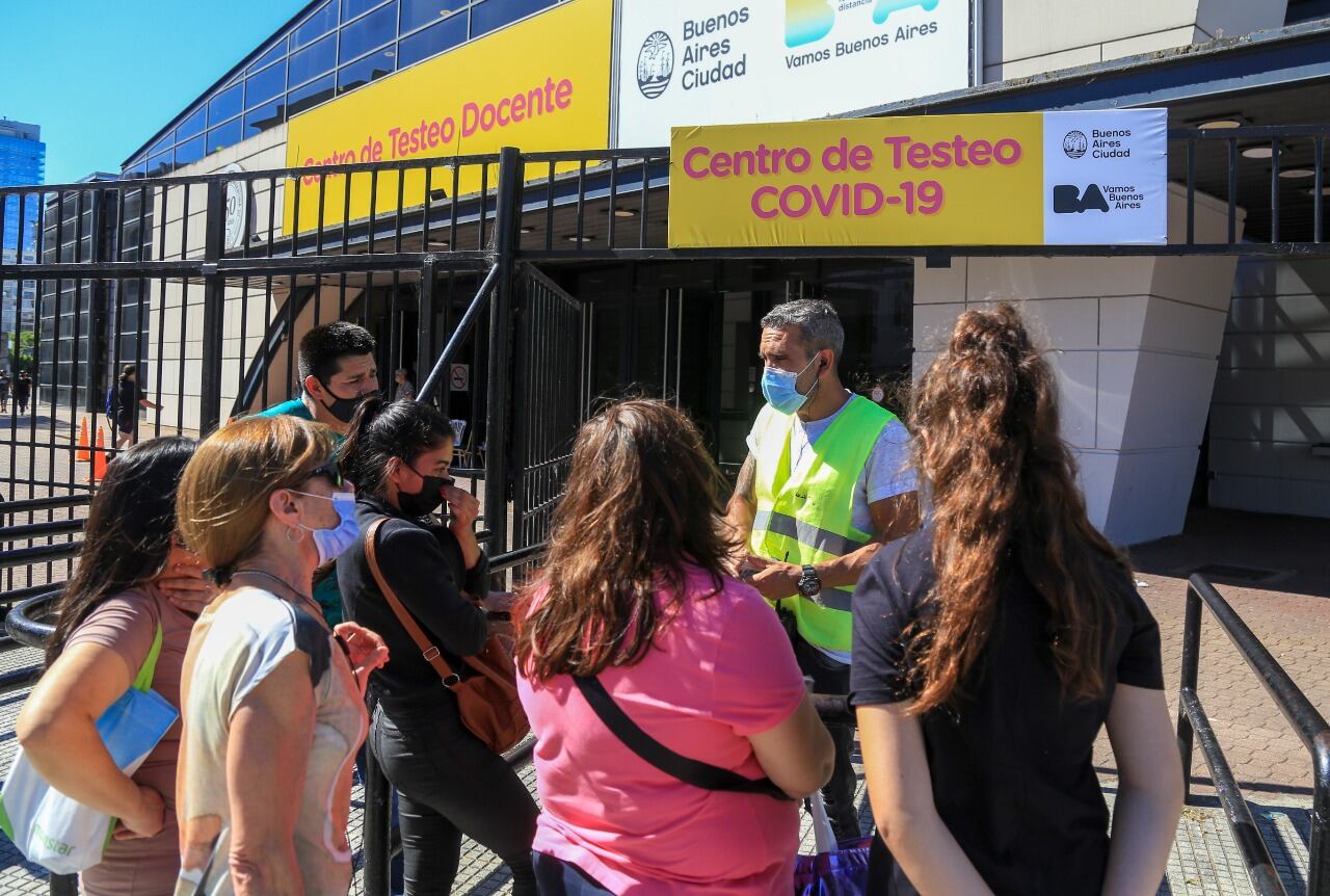 Hay por el momento 693 personas internadas en Unidades de Terapia Intensiva