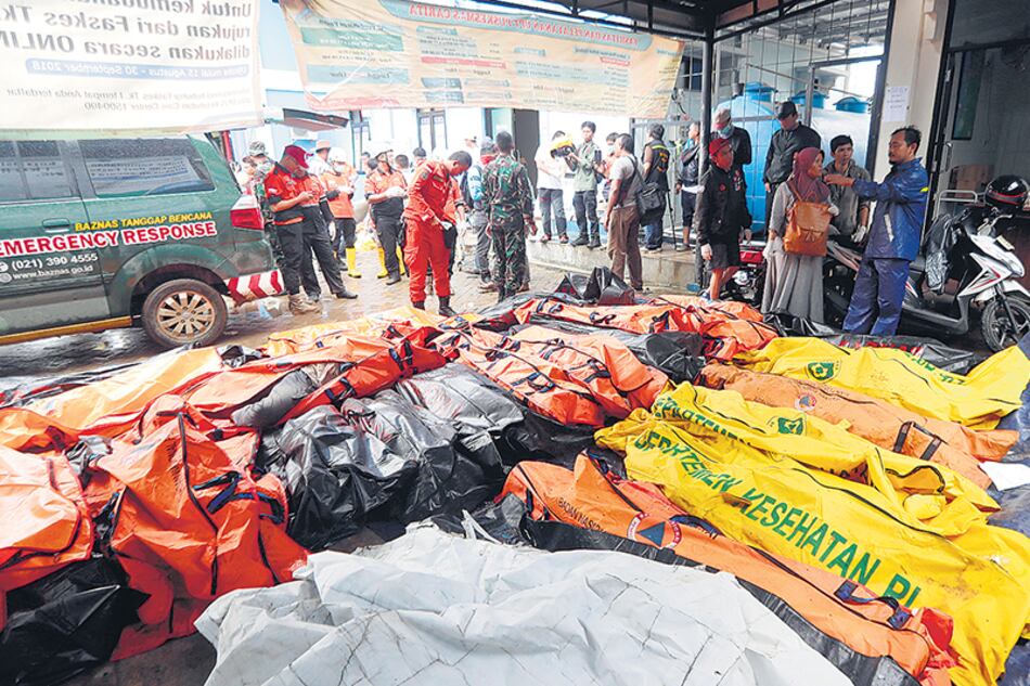 El tsunami se produjo pasadas las nueve de la noche.
