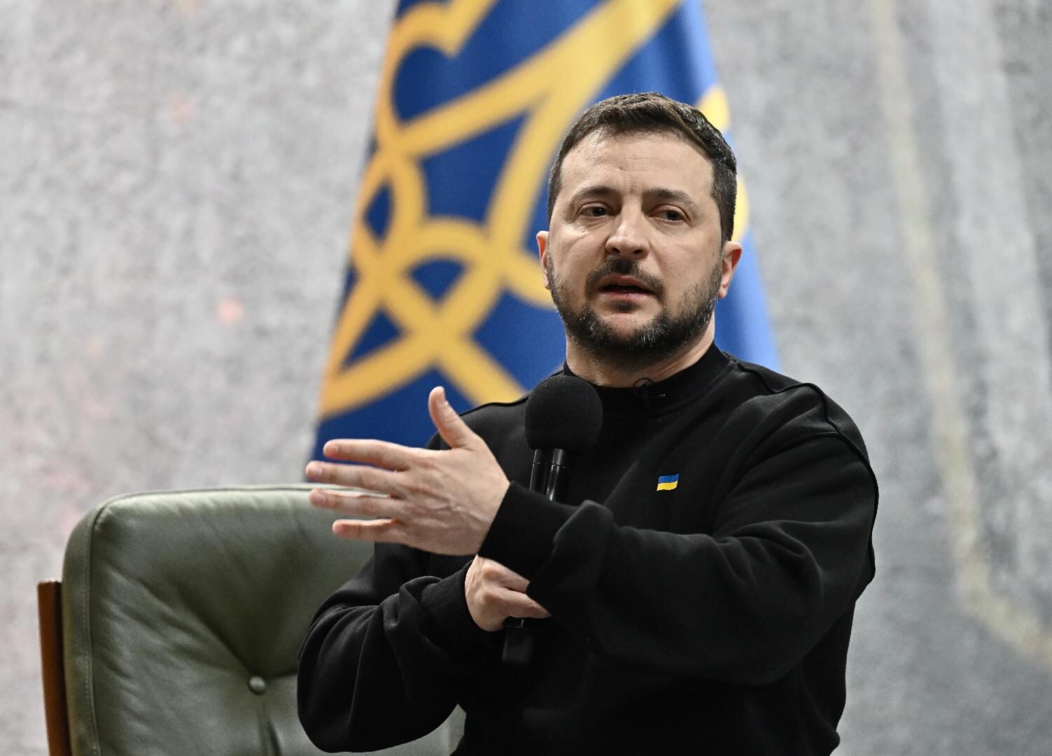 "Hoy en día el 100 por ciento del precio de la guerra lo pagan Ucrania y Europa", dijo Zelenski