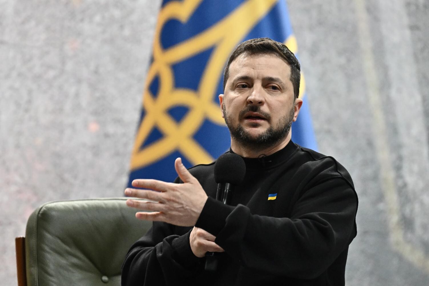 "Hoy en día el 100 por ciento del precio de la guerra lo pagan Ucrania y Europa", dijo Zelenski