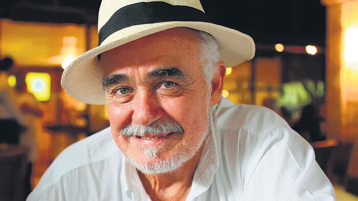 “Lo que vimos dejó muy claro que la gente de Temer quería sacar toda señal de Dilma”, afirma el cineasta Charlone.