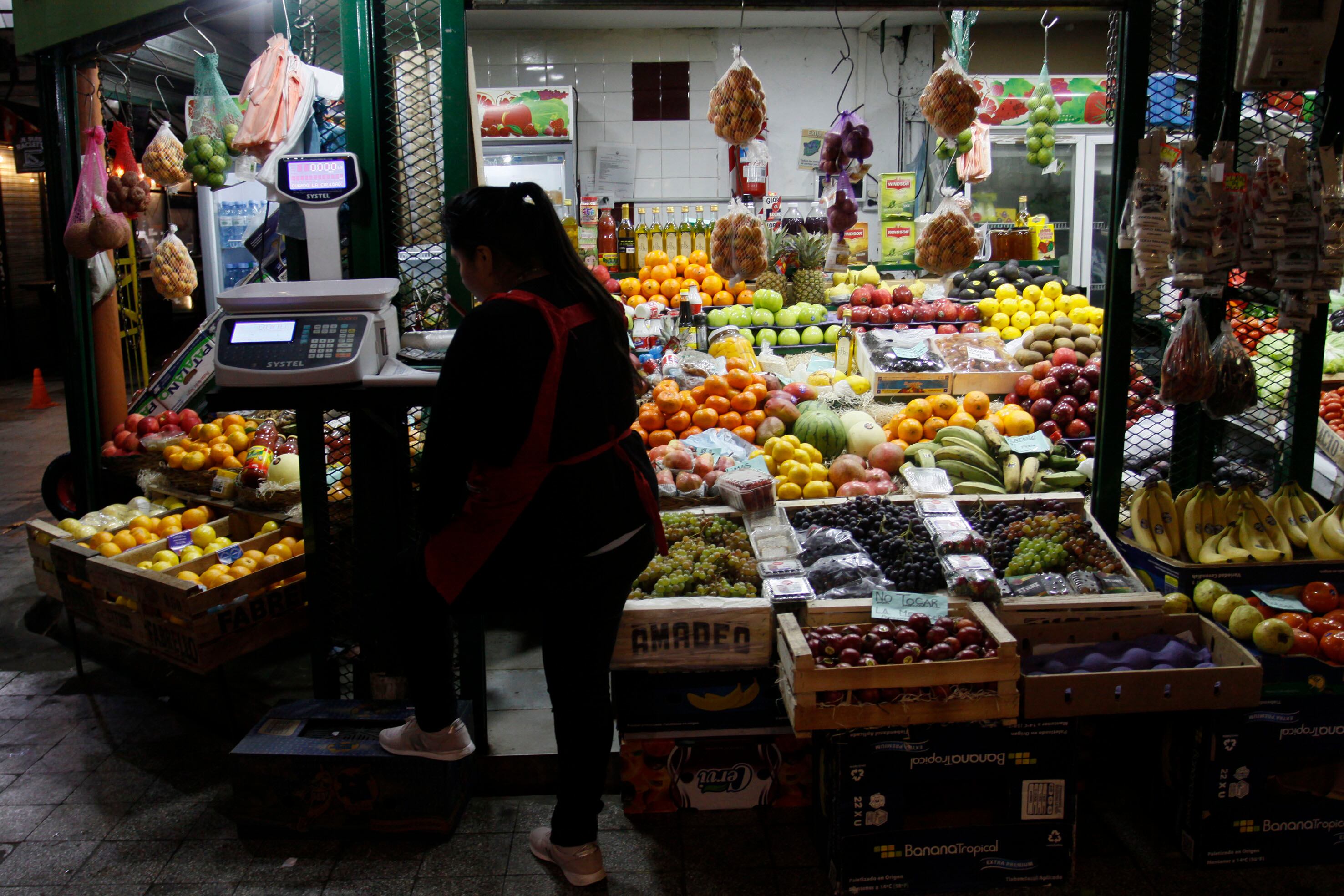 Defensa de Usuarios y Consumidores hizo un relevamiento de precios mayoristas.