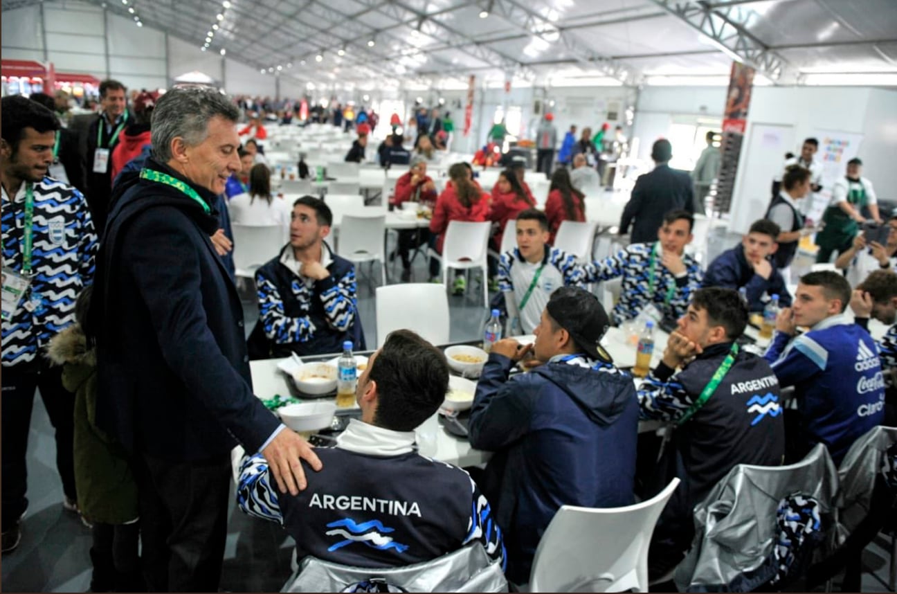 Mientras celebraba la organización de los JJOO de la Juventud, Macri degradaba a la Secretaría de Deportes a Agencia.