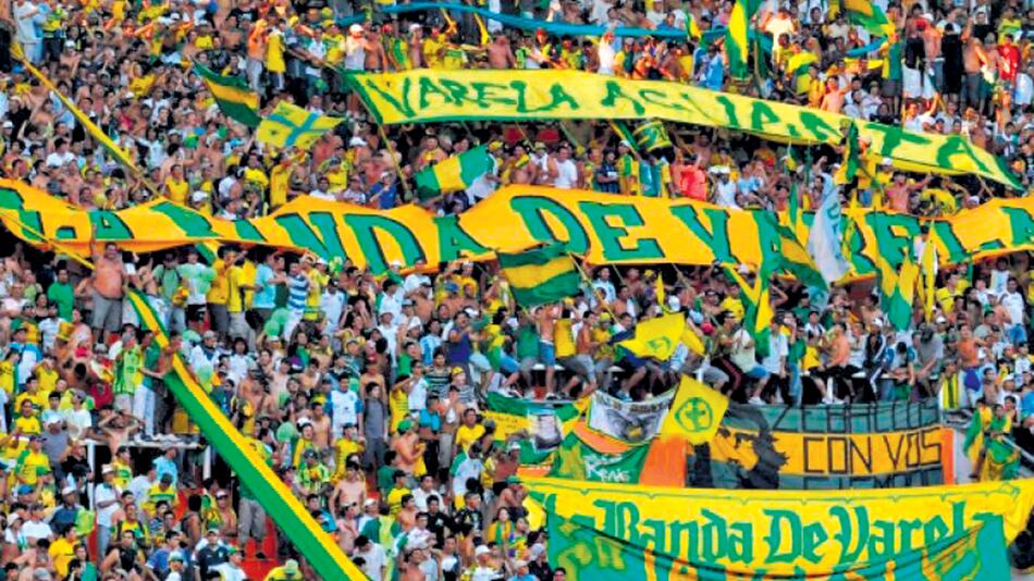 La hinchada de Defensa irá aLanús.