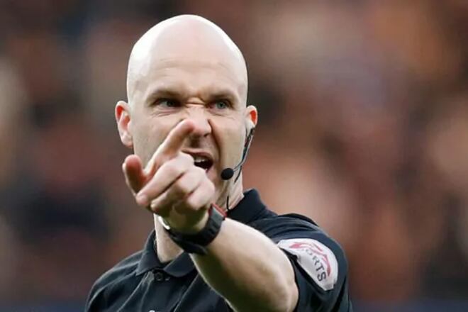 La FIFA contempla a 12 posibles árbitros para la final del Mundial Qatar 2022, de los cuales cinco de ellos tienen más chances. (Foto: AFP)