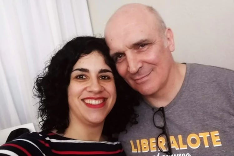 Scialabba junto a Espert.