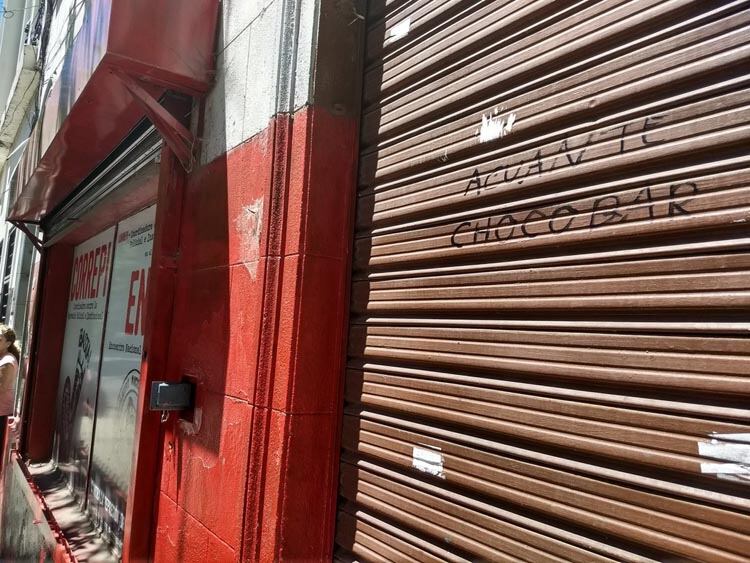 La pintada en el local de la Correpi.