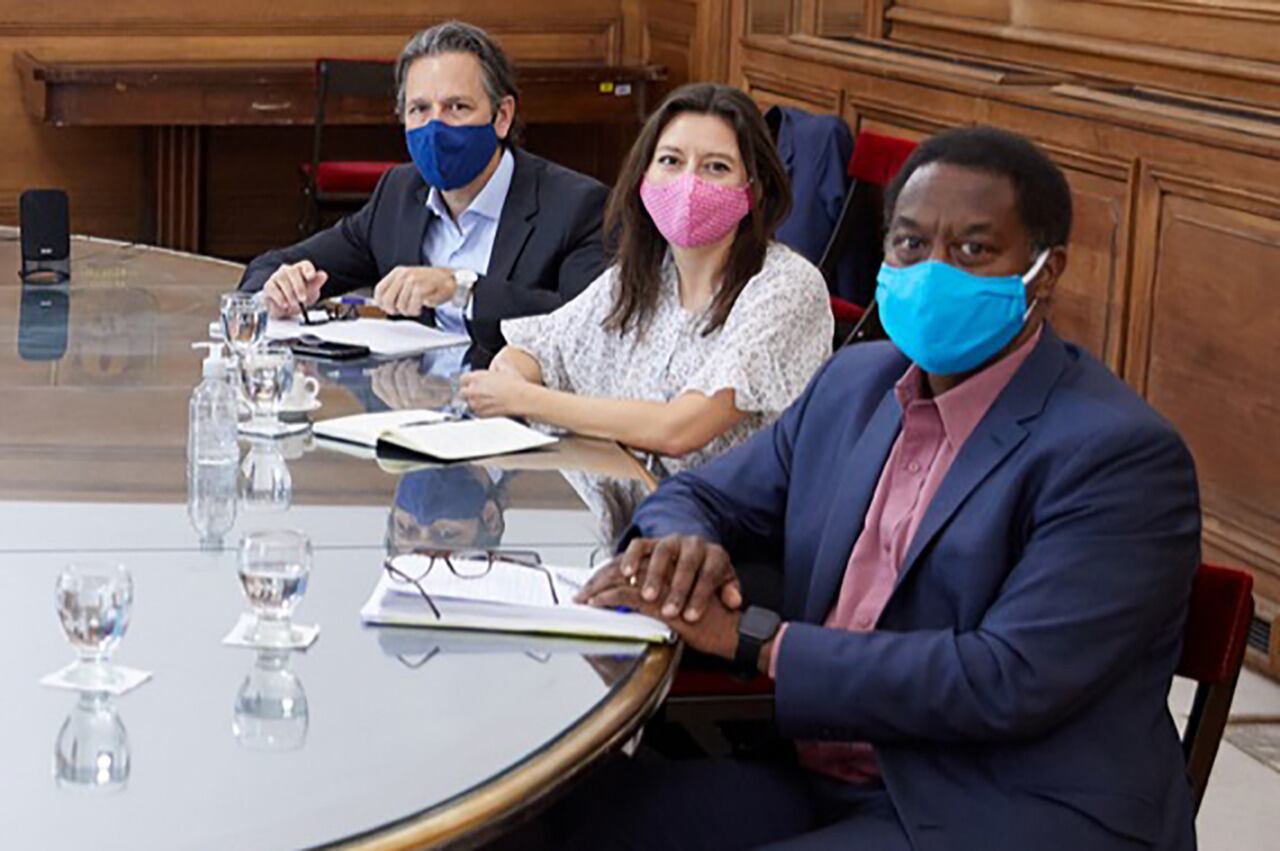 Cubbedu, Kosack y Alleyne, la misión del FMI.