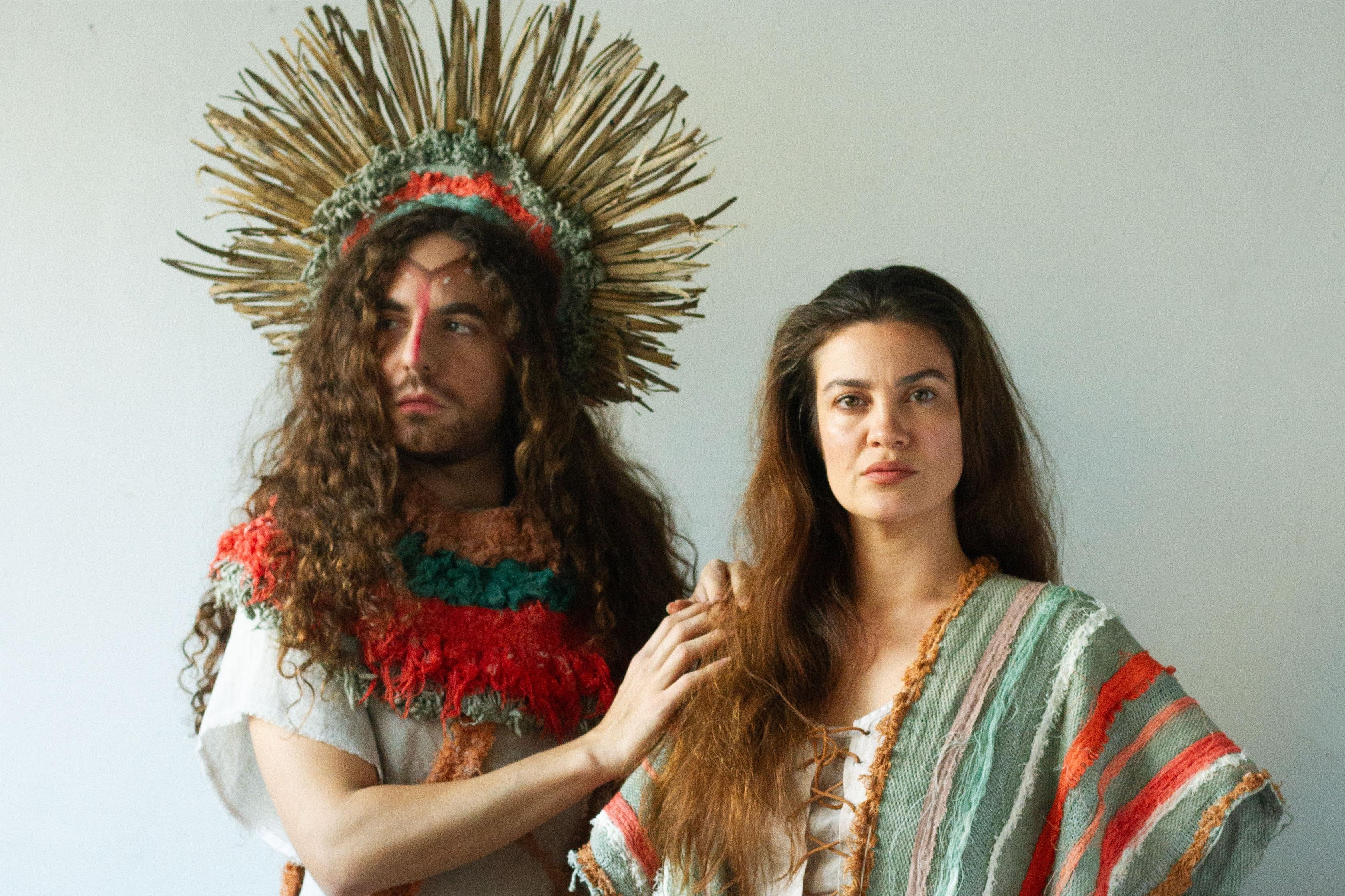 La Ferni y Flor Bobadilla Oliva le ponen el cuerpo a un texto muy movilizador.