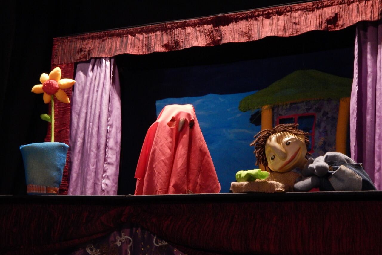 "Currinche y el fantasma", del grupo Zumbambico de Ecuador.