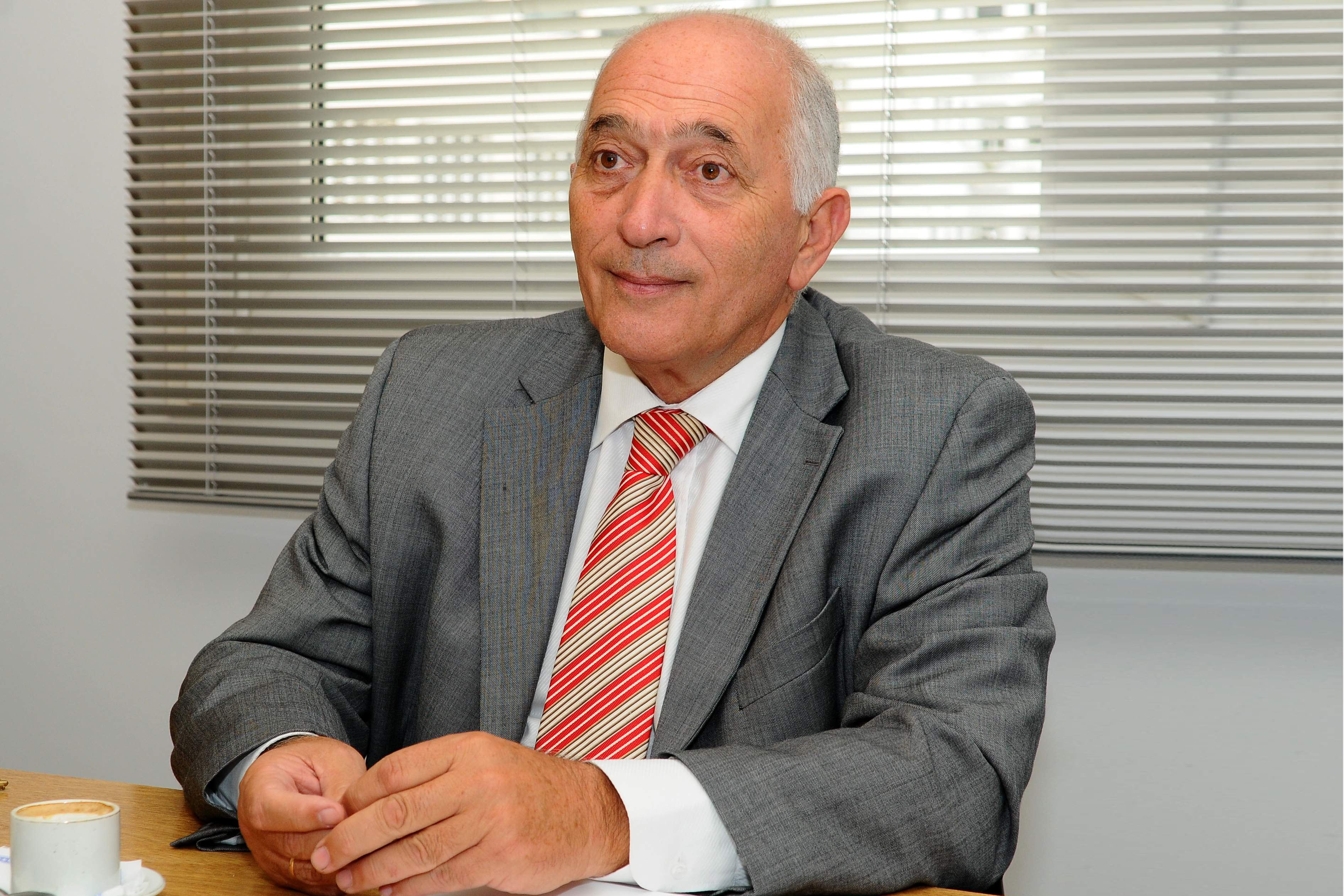 Roberto Domenech acaba de cumplir 80 años. 