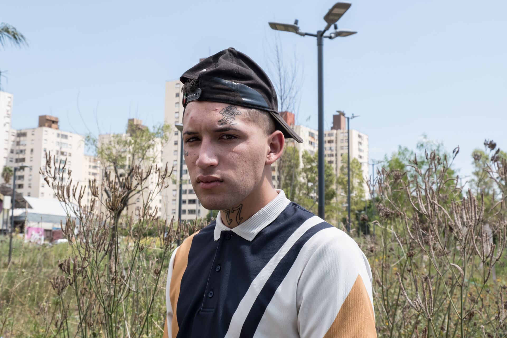 Pekeño 77 viene de romperla en el Buenos Aires Trap, en sus videos y junto a BZRP. Y no tiene pensado frenar pronto.