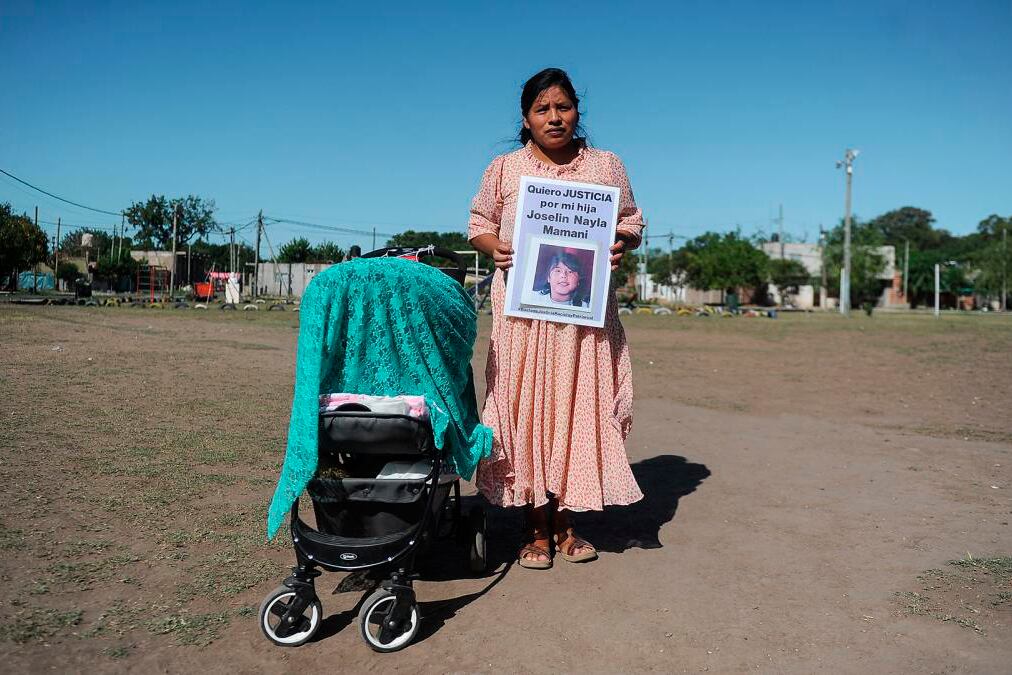 Zaida Mamani pide justicia por su hija, por cuyo asesinato está imputada.