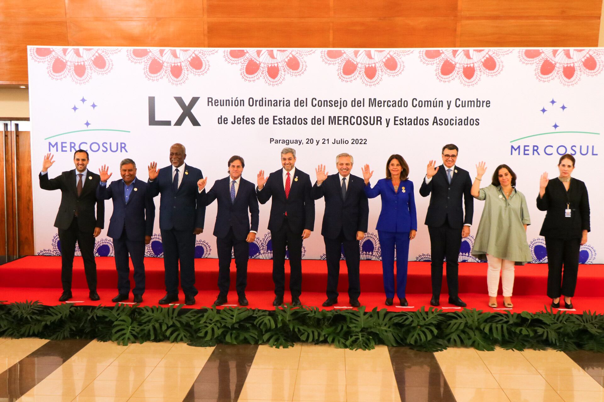 Foto final de la Cumbre del Mercosur en Paraguay. Fuente: Ministerio Relaciones Exteriores de Paraguay