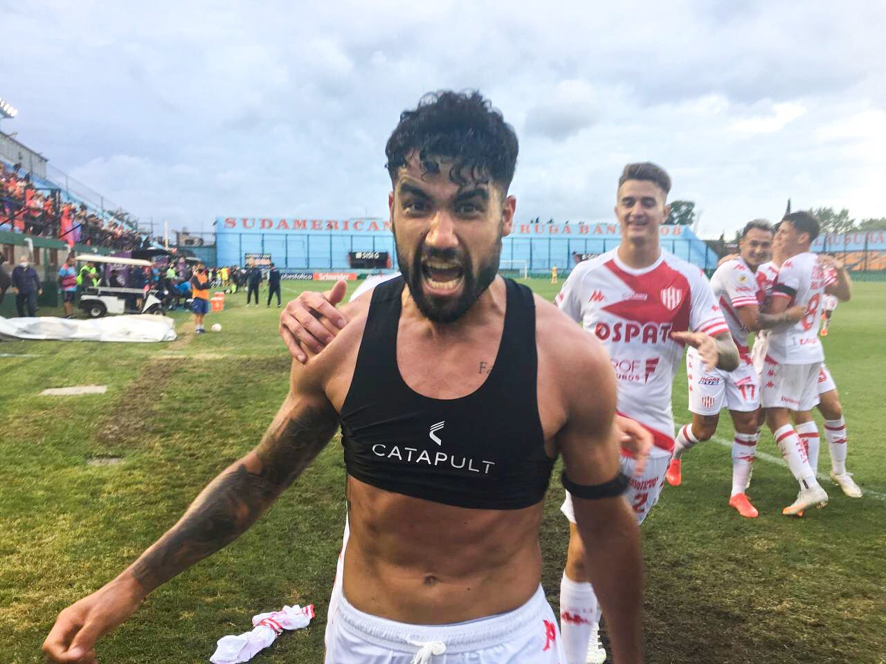 Festejo del gol agónico de Britez, a los 91 minutos.