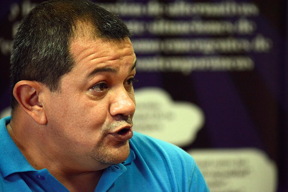 Lucero: "Este es un primer paso para normalizar la escuela"