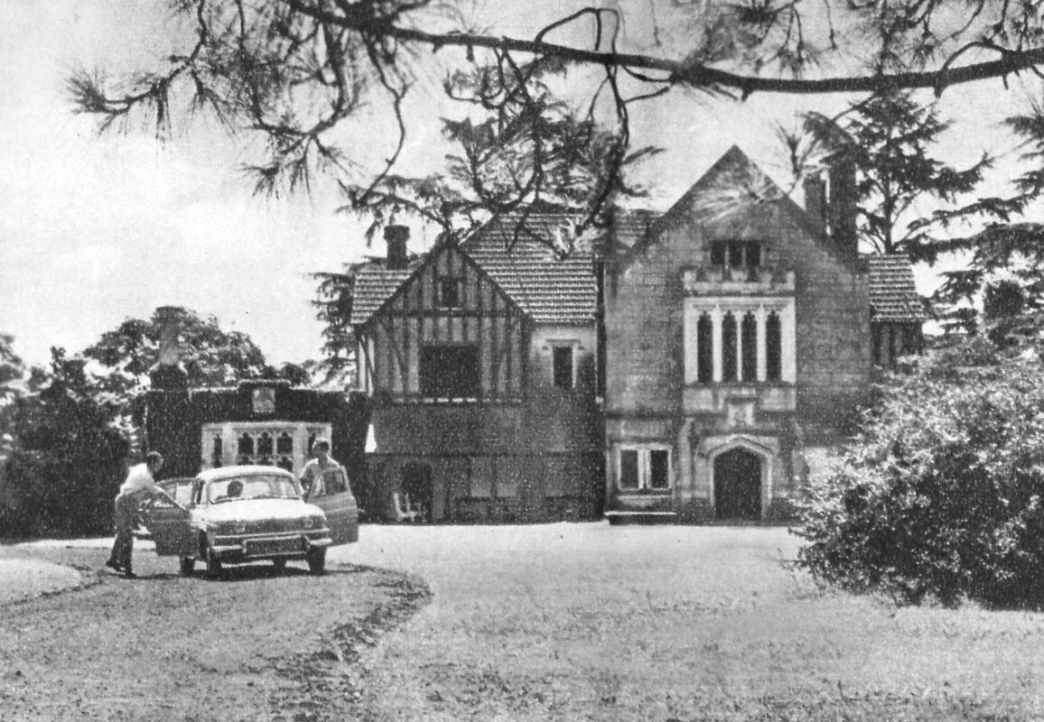 La casona antes de la subdivisión de lotes de 1963,