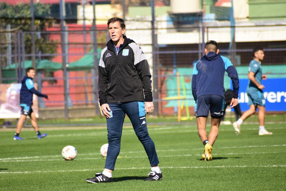 Ubeda avanza tras el debut con triunfo