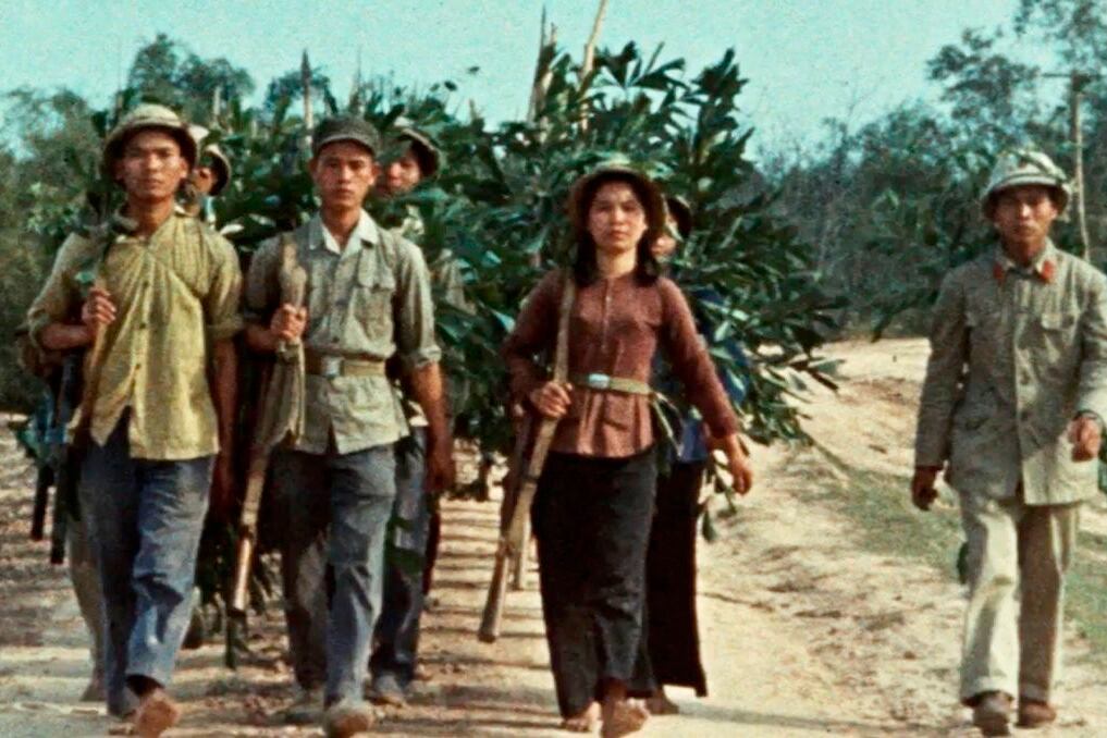 Fotograma de "Lejos de Vietnam".