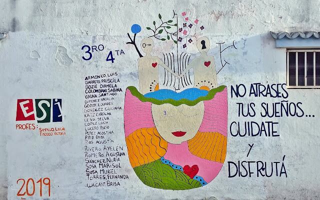 Mural realizado por alumnxs de la Escuela Secundaria N ° 2 "José Manuel Estrada", de Federal, Entre Ríos