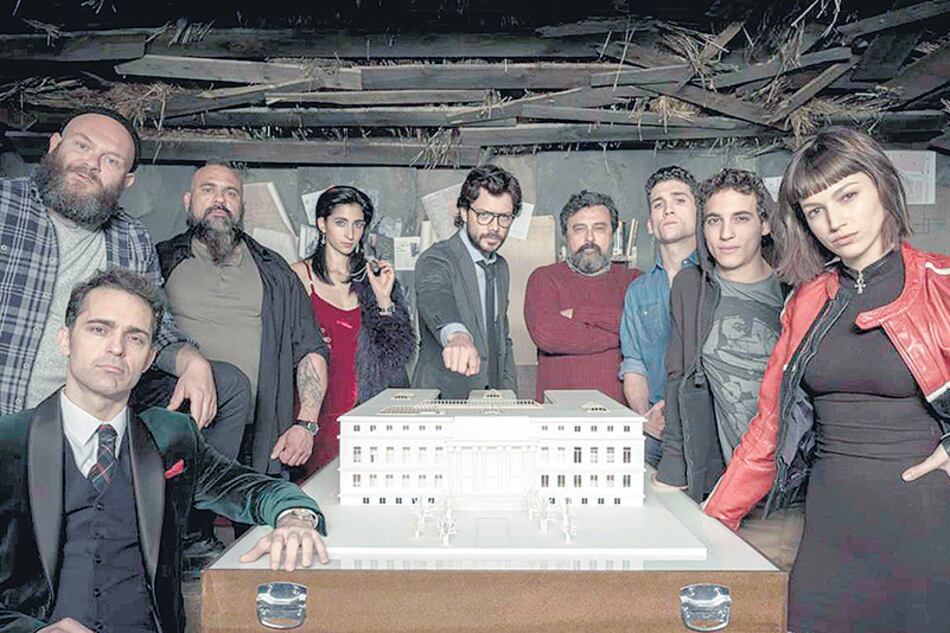 El Profesor y los ocho peritos protagonizan La casa de papel.