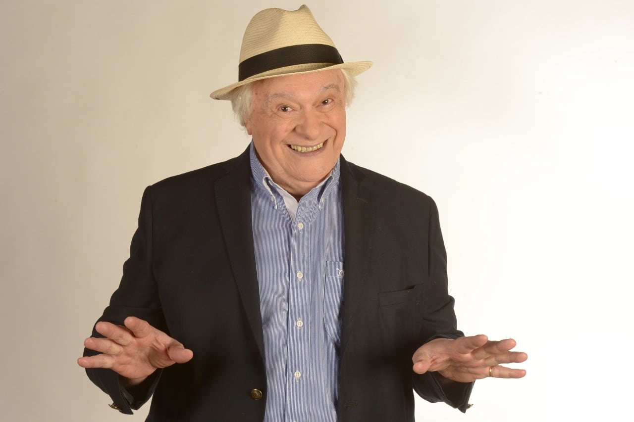 Héctor Larrea, referente indiscutido de la radiofonía argentina.