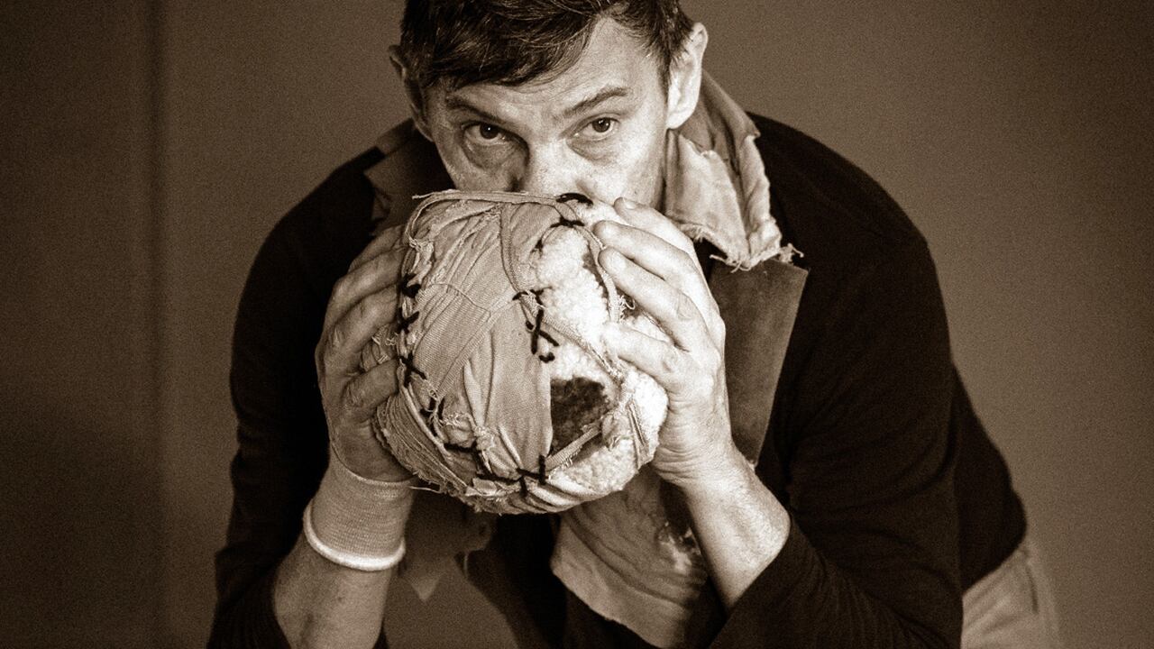 La trama recupera el mensaje de la figura del Trinche.