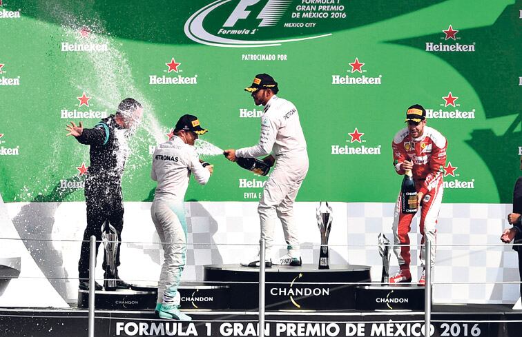 En México, Hamilton