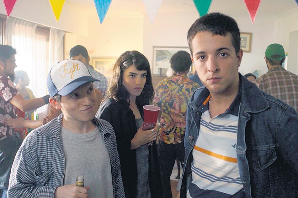 Elige propone una historia de diversión juvenil.