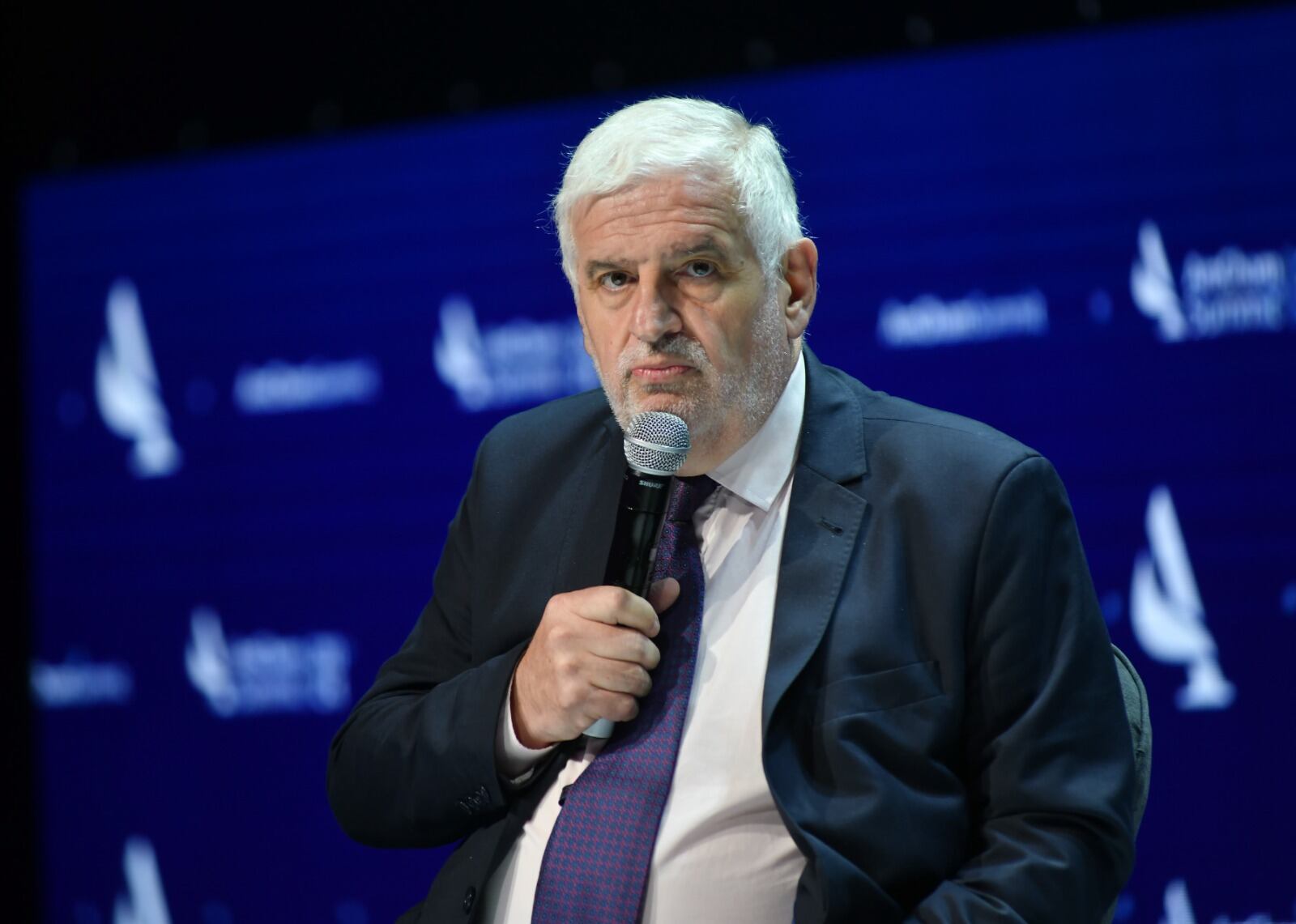 El exfuncionario del área de agricultura, Fernando Vilella, afirmó que “me gustaría saber cuáles son las metas que no cumplimos”.