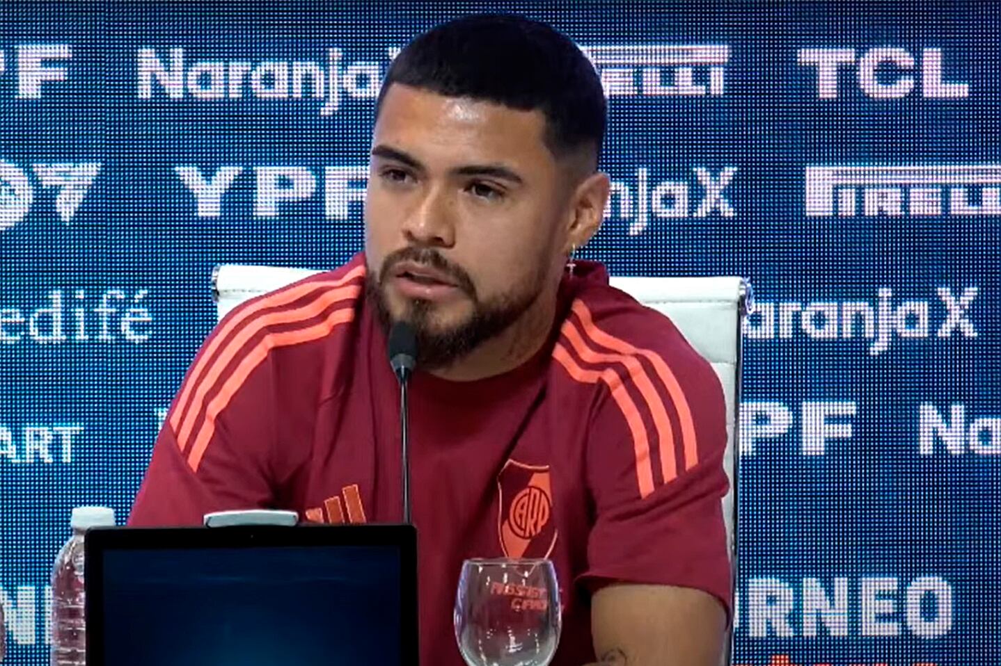 Paulo Díaz en conferencia de prensa.