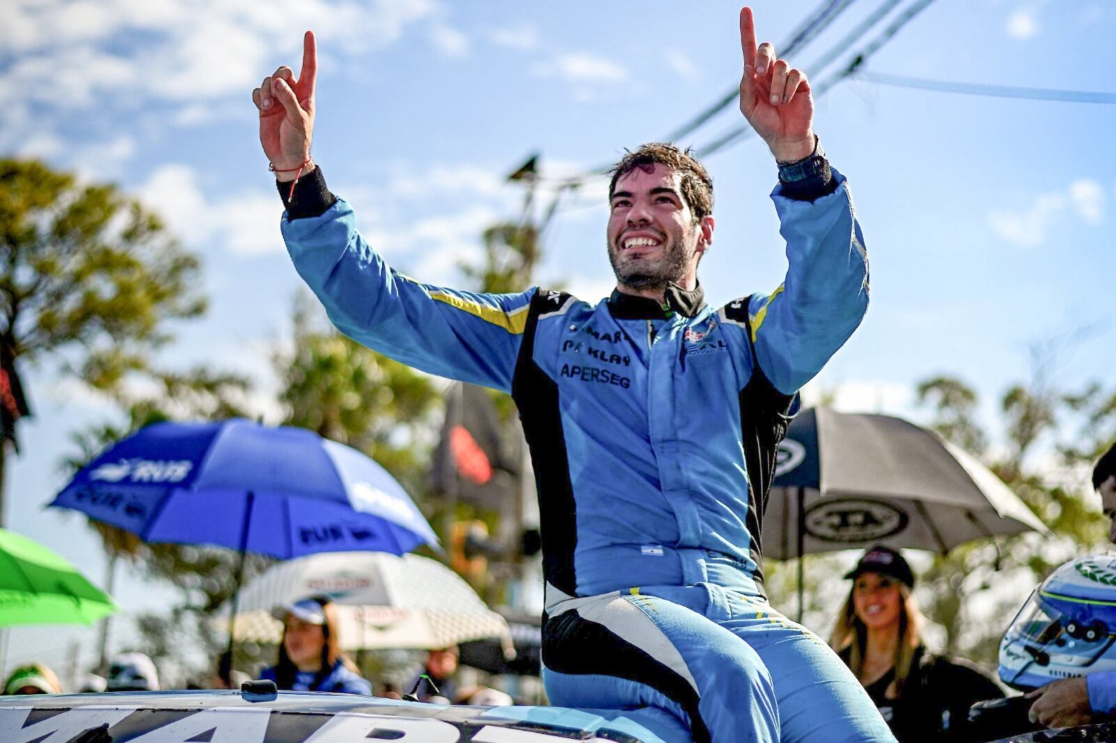 Ganó en su 9na temporada y 107ma carrera de TC