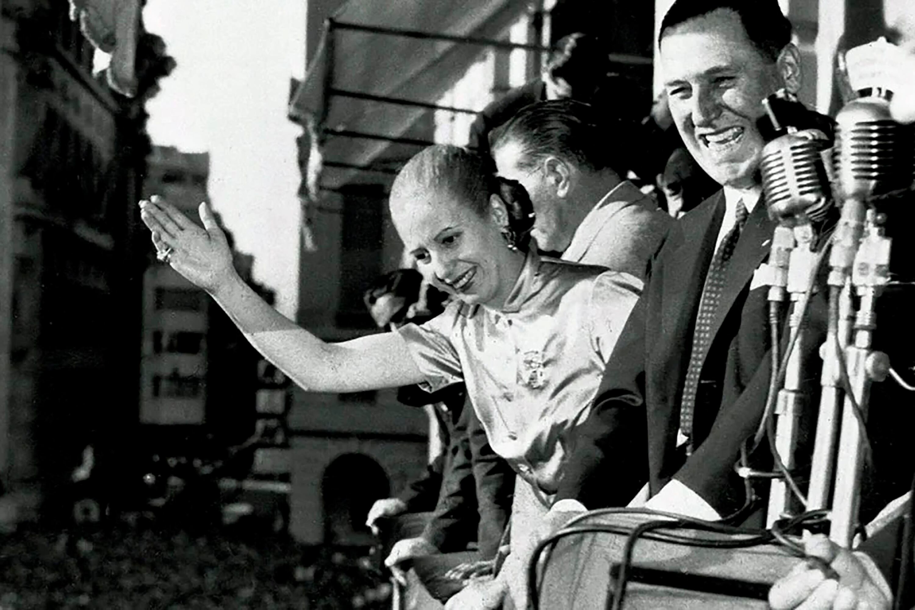 Evita acuñó la célebre frase "donde hay una necesidad nace un derecho".