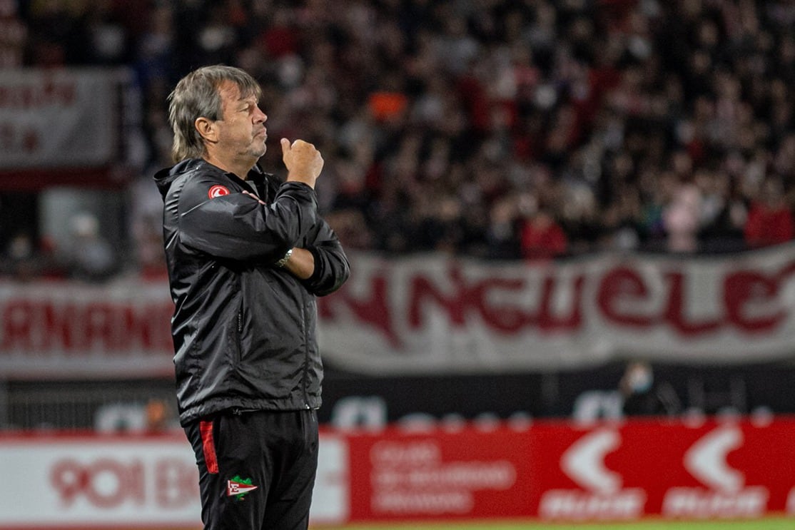 Ricardo Zielinski, conductor de Estudiantes