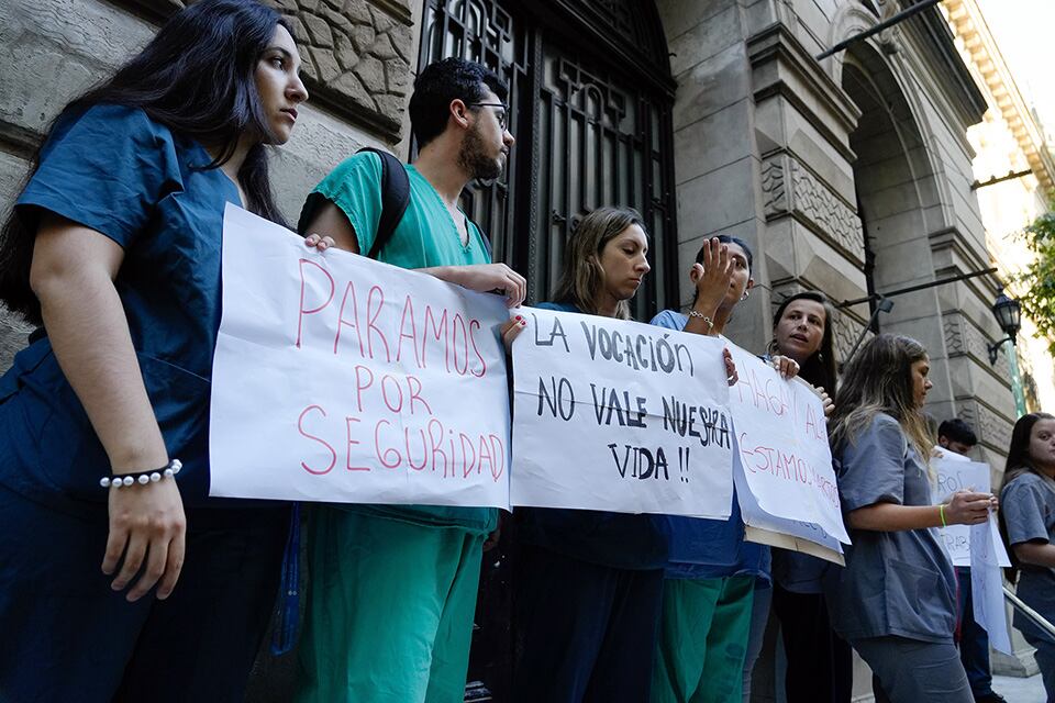 Tras el ataque del martes de la semana pasada, los trabajadores continúan en estado de asamblea. 