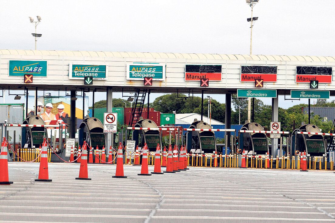 Con el próximo aumento, el peaje en la Illia para autos se habrá elevado en menos de diez años de 0,50 a 25 pesos en hora pico.