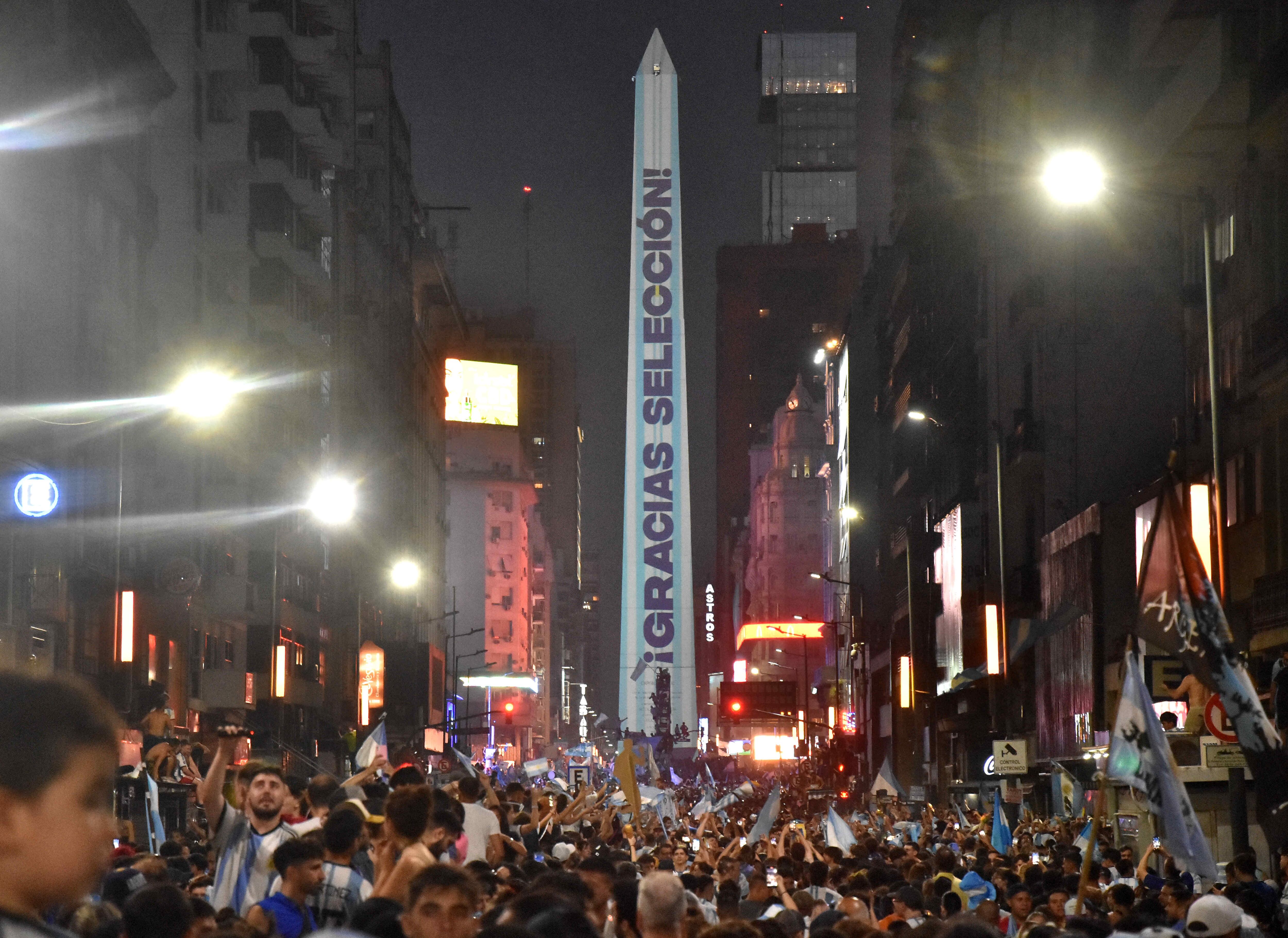 La Scaloneta arribará este martes al país e irá al Obelisco a festejar con los hinchas