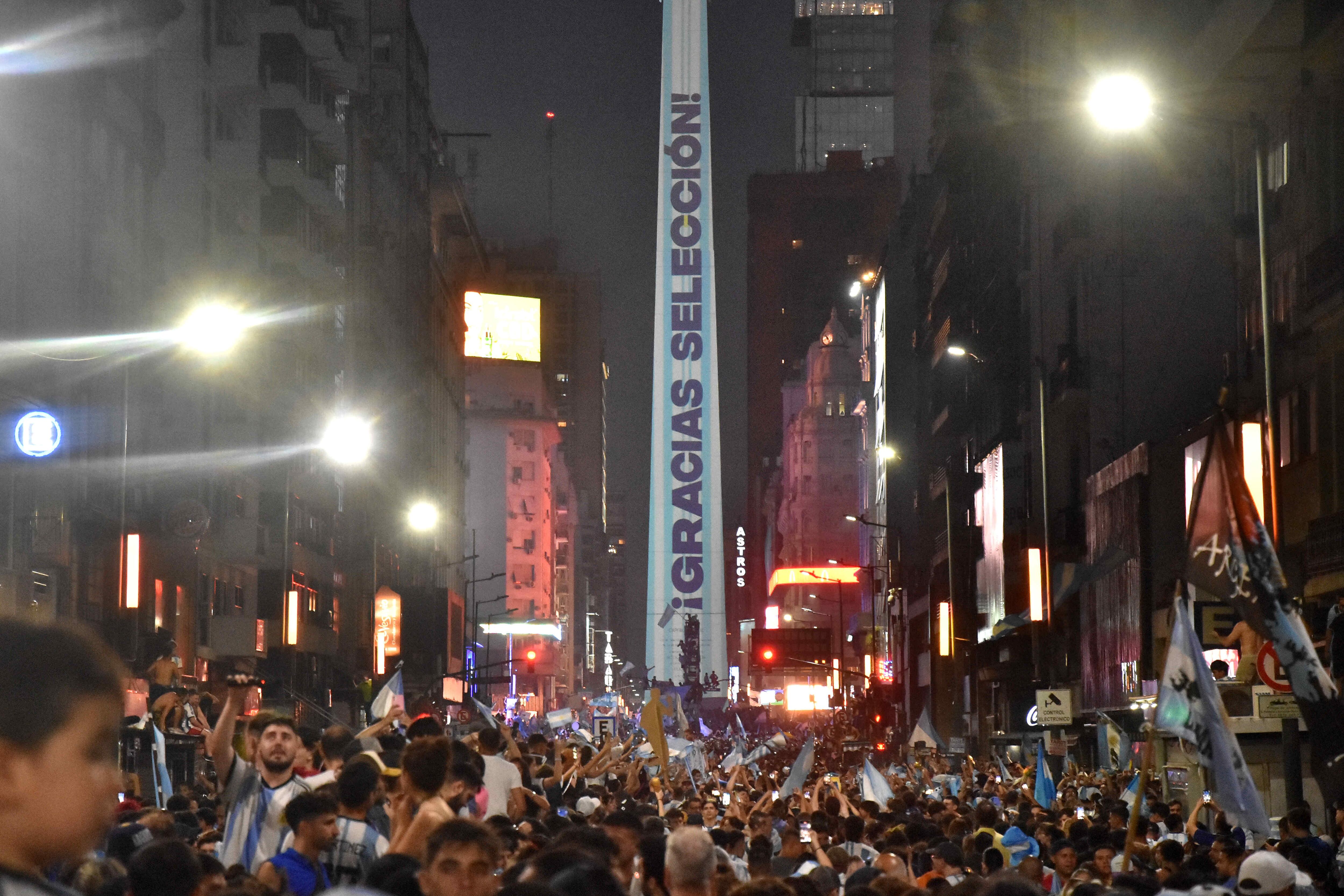 La Scaloneta arribará este martes al país e irá al Obelisco a festejar con los hinchas