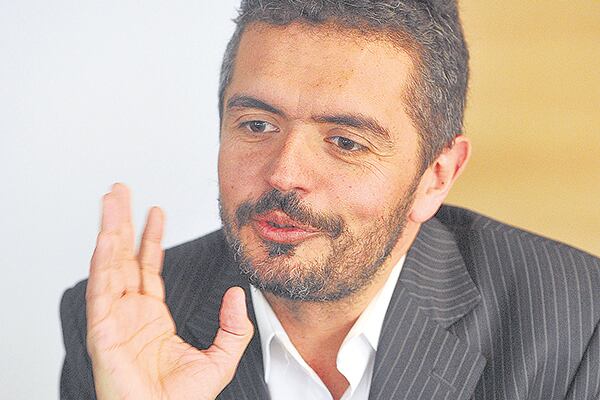 Leopoldo Brizuela.