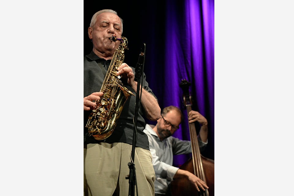 Chivo González toca el miércoles.