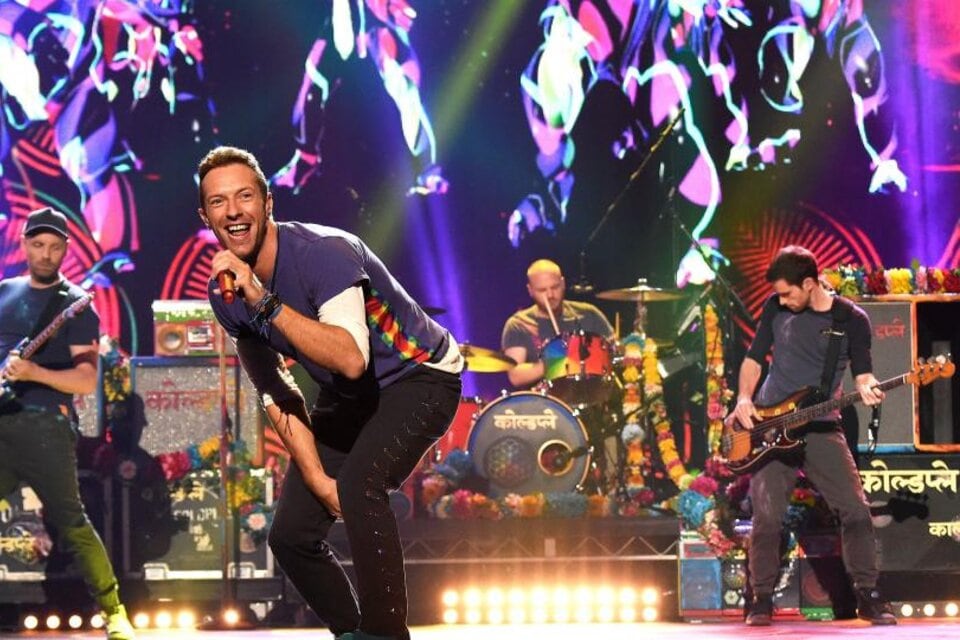 Chris Martin durante el primero de los diez conciertos que Coldplay realizará en el estadio de River.