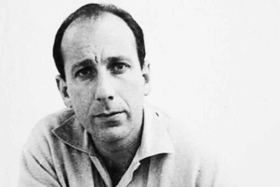 En 1976 un grupo de tareas de la dictadura secuestra al escritor Haroldo Conti, que permanece desaparecido desde entonces. Tenía 50 años.