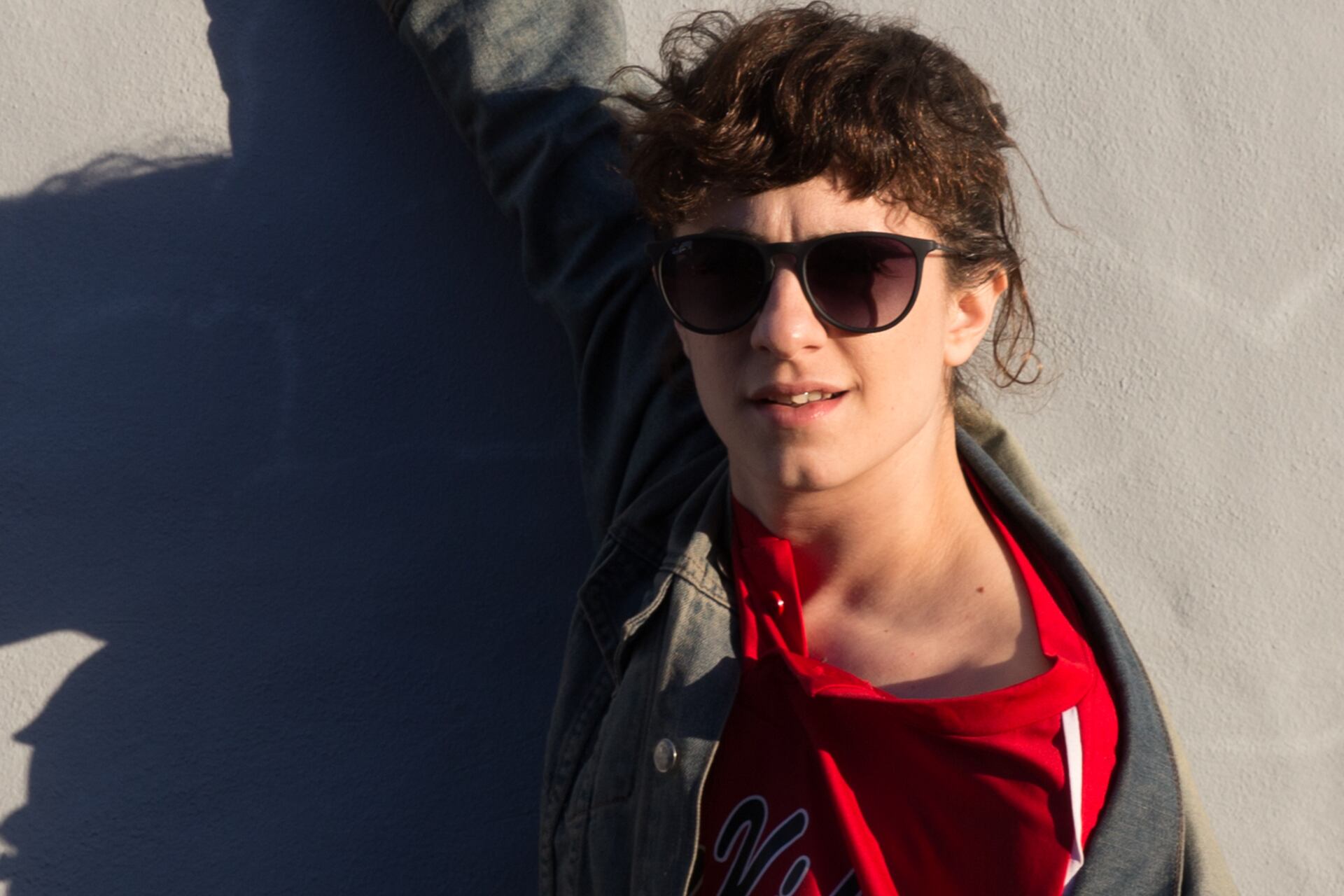 Experimental y contemplativo, pero también bueno para hangear, Prender un fuego además profundiza su búsqueda.