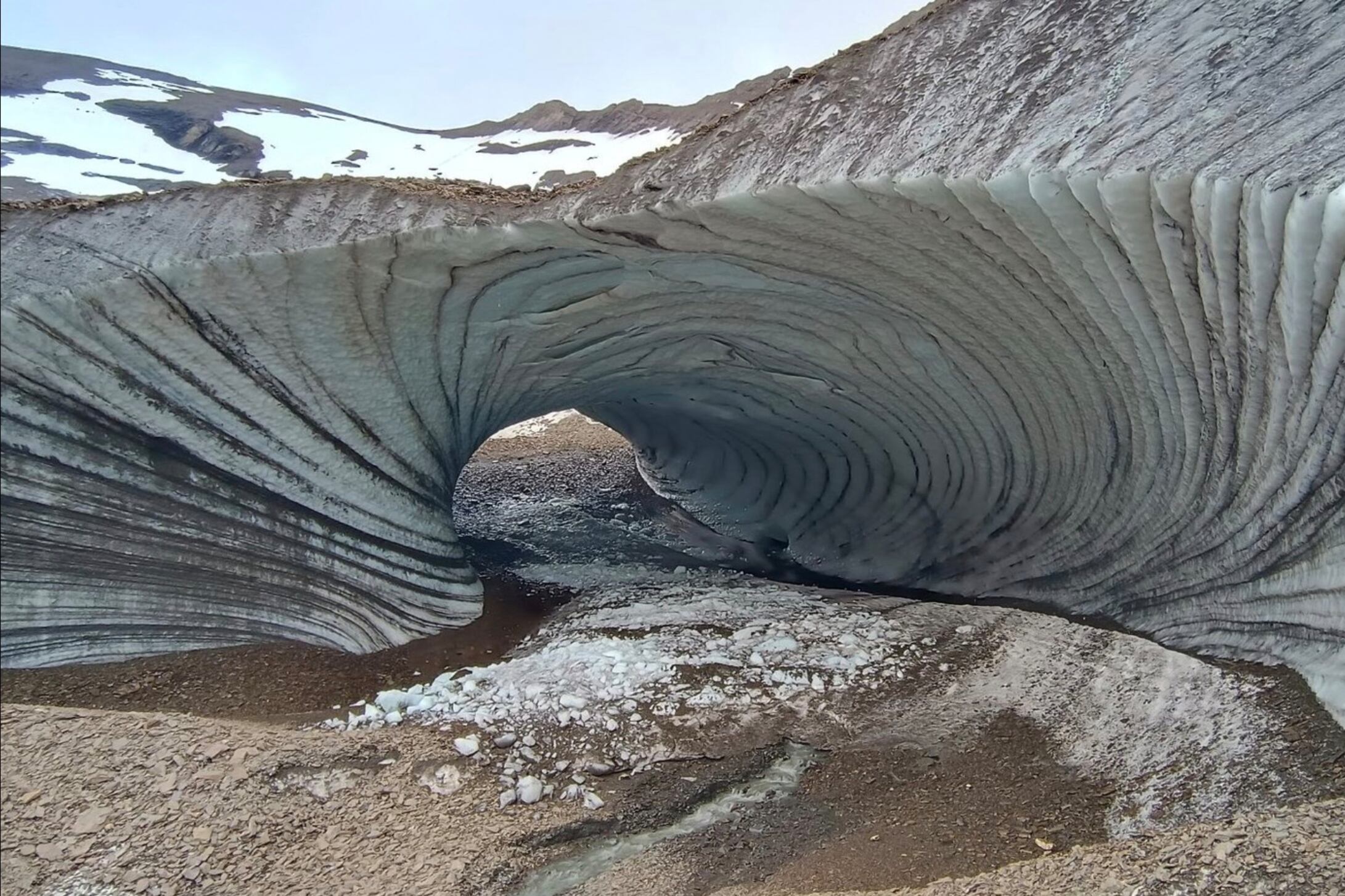 El derrumbe no solo representa una pérdida para la comunidad montañista, sino también para el patrimonio natural de la provincia