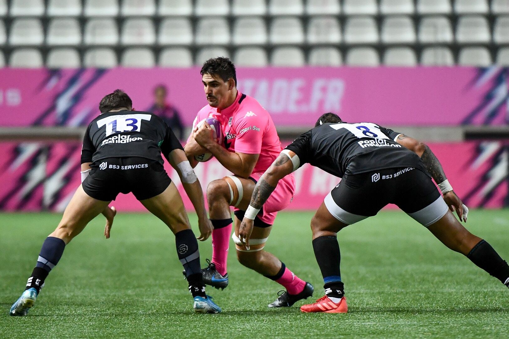 Matera en acción en el Stade.