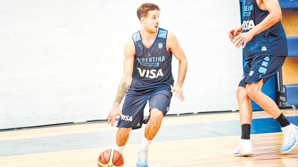 Nicolás Laprovíttola se perfila para ser el base titular ante la ausencia de Facundo Campazzo.