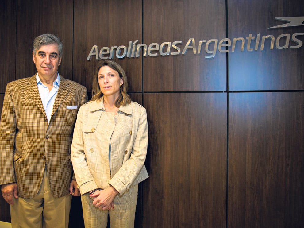 Isela Constantini junto a su sucesor, Mario Dell’Acqua, hasta ahora en Intercargo.