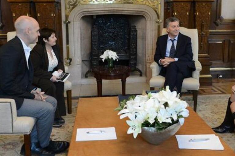 Macri recibió a Ocaña junto a Rodríguez Larreta y Vidal.