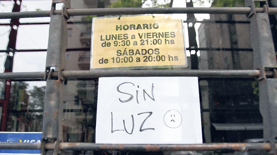 Una hilandería sufrió 32 cortes de luz entre diciembre y lo que va de enero. Al borde de bajar la persiana.