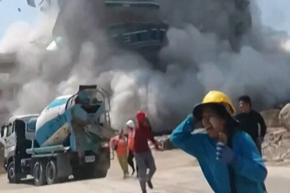 Un edificio en construcción se derrumbó en Bangkok.